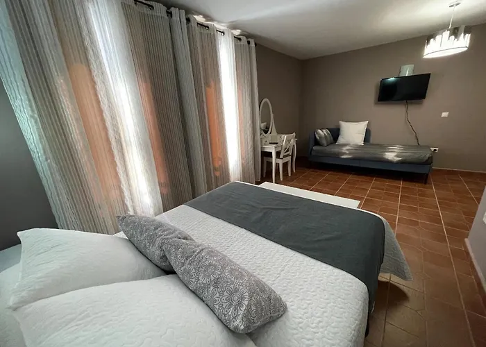 Couette-café El Griel No Disponemos De Recepcion Fisica